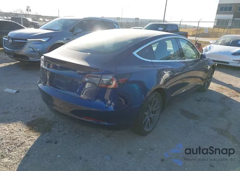 2018 Tesla Model 3 Long Range/Mid Range из США, поврежденный, VIN 5YJ3E1EAXJF102379